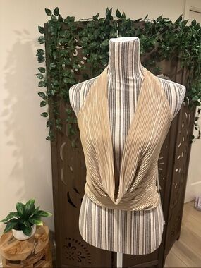 AKIRA Metallic Gold/Beige Halter Cami